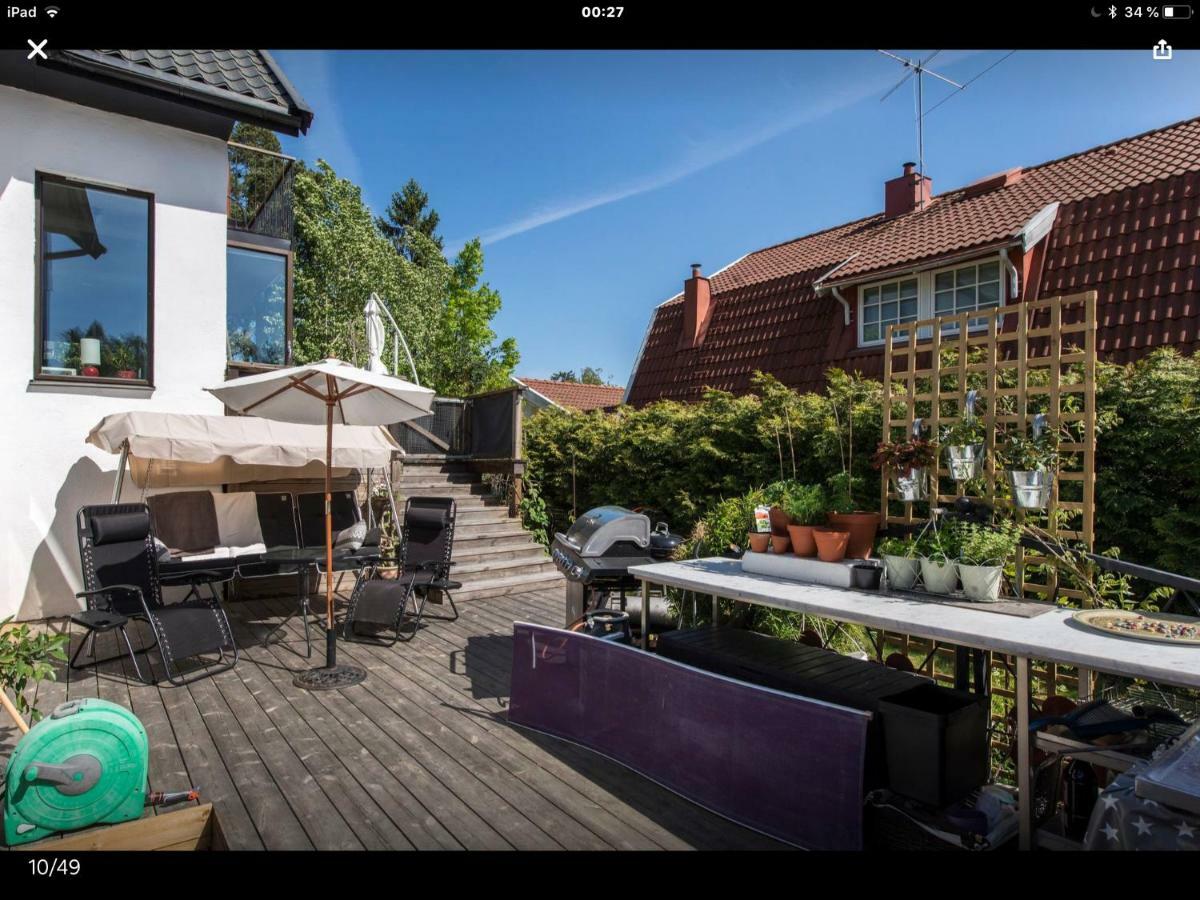 Lagenhet I Villa Pa Fornudden Tyreso Exterior foto